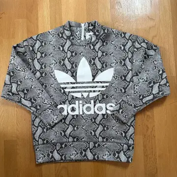 HYKE 아디다스 오리지널스 맨투맨 상의