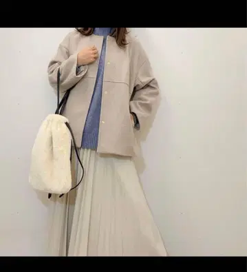 가벼운 스트레치 미들 코트 그레이지