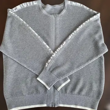 쿨 카리안 가디건