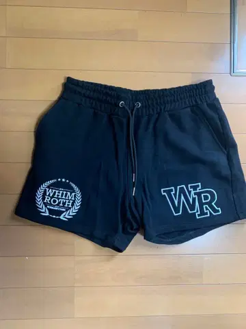 WHIM ROTH 블랙 숏팬츠