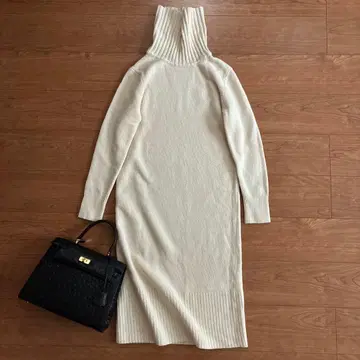 컨디션 최상 고급 울 엠즈셀렉 롱 니트 원피스 엠프리미어