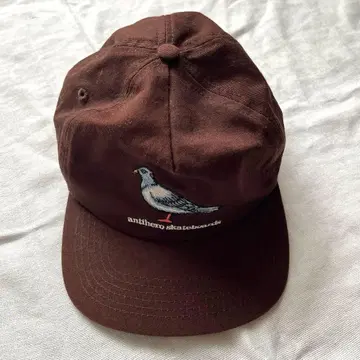 ANTIHERO Skateboards Pigeon 캡