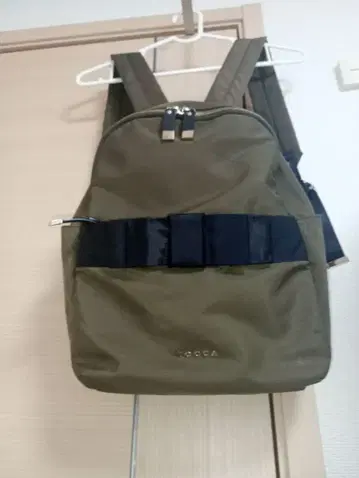 TOCCA 올리브 그린 백팩