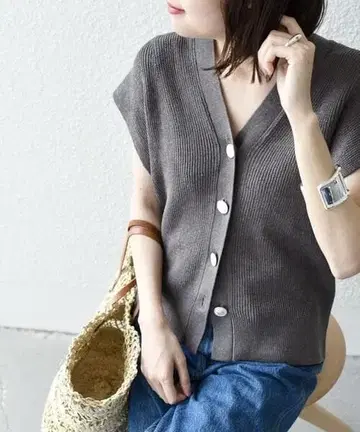 새상품급 SHIPS 쉽스 니트 베스트 그레이 프리 린넨 90% 린넨