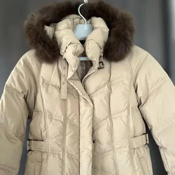 삼양 베이지 퍼(fur) 부착 다운 자켓