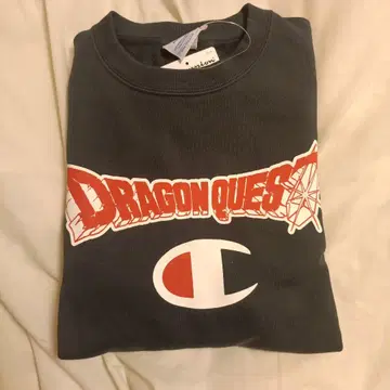 드래곤 퀘스트 Champion 맨투맨 M 사이즈