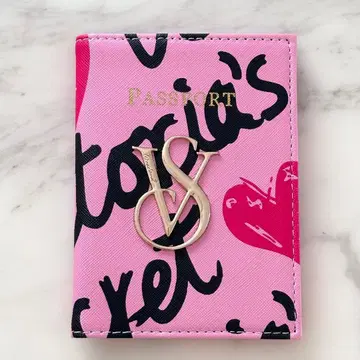 빅토리아 시크릿 여권 커버