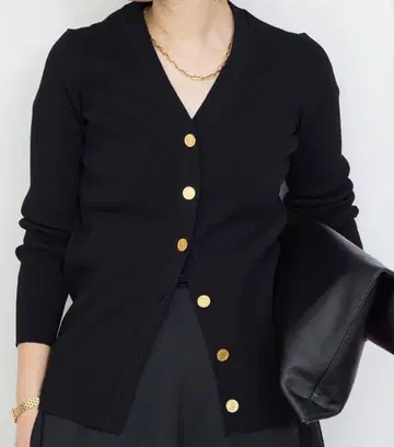 두지엠 클라세 DINER RIB V넥 가디건