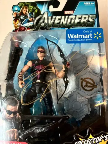 어벤져스 제레미 레너 씨 사인 포함 피규어 마블 호크아이