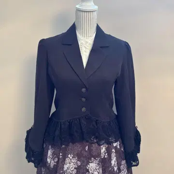 미사용 새상품 axes femme 자켓