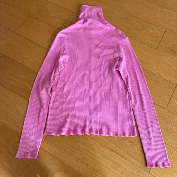 THE SHINZONE 핑크 리브 하이넥 터틀 긴팔