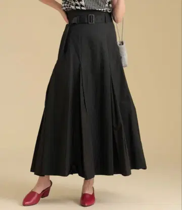 [ Ray beams ] BOX 턱 플레어 스커트