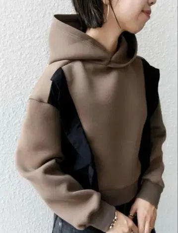 새상품급 쉽스 후드티