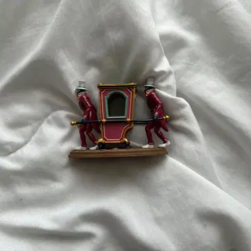 지브리 파크 밴딩 인간 피규어