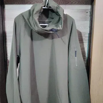 Johnbull 후드 부착 나일론 자켓 올리브 그린