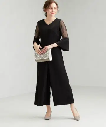 UNITED ARROWS D CLAN V넥 7부 소매 올인원