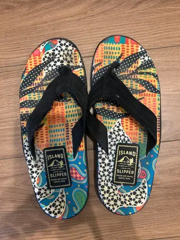 아일랜드 슬리퍼 ISLAND SLIPPER