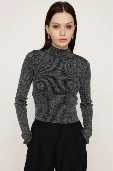 SLY GLITTER COMPACT 상의