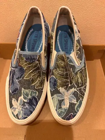 Victoria 스니커즈