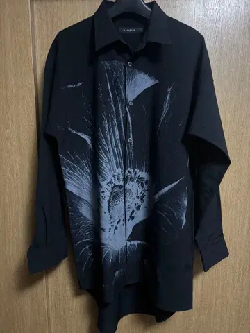 CIVARIZE 꽃무늬 프린트 오버 사이즈 긴팔 셔츠