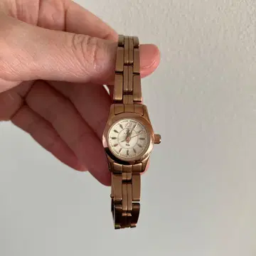 이에나 핑크 골드 스테인리스 스틸 시계