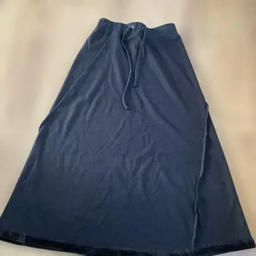 COOLA 쿠라티쿠스 블랙 스커트