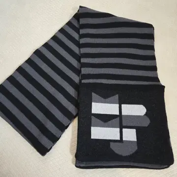 [ 미사용 새상품 ] 마크제이콥스 머플러