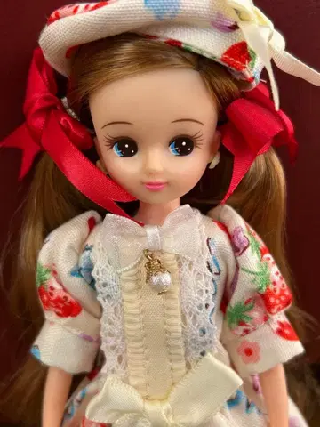 리카짱 캐슬 리카짱 (착용 의상 포함)