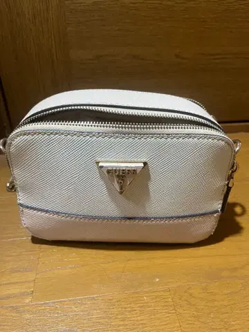 GUESS 여성용 숄더백