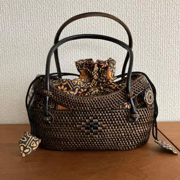 브라운 바스켓백 아타백