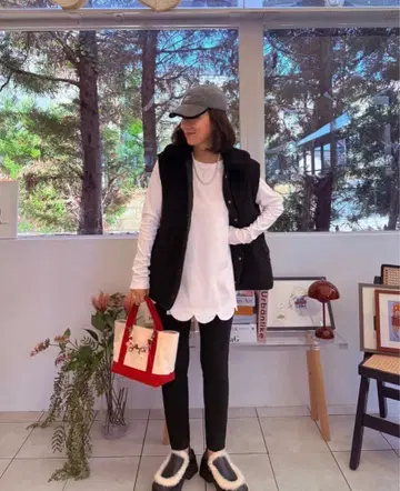 택 포함 새상품 로지몬스터 scallop argan tunic