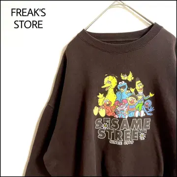FREAK'S STORE 맨투맨 브라운 오버 사이즈 세서미 스트릿