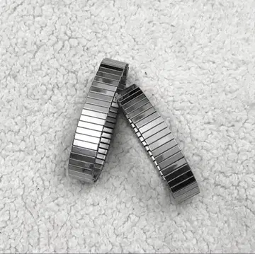 암밴드 팔찌 빈티지