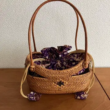 바스켓백 보라색 꽃무늬 아타백