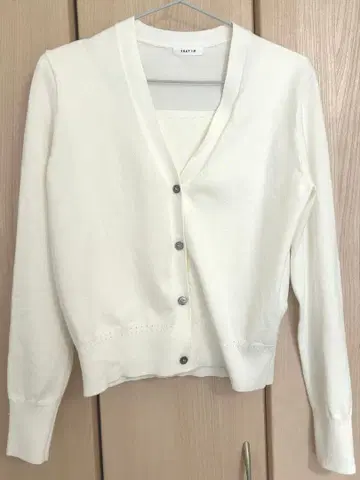 [프레이 아이디] Emilicotoni 앙상블 니트 프리 사이즈