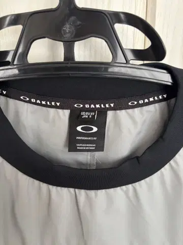 오클리 그레이 발수 사이드 지퍼 HYDROFREE 412867