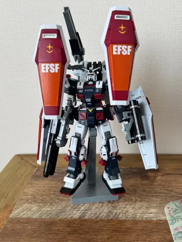 1/144 HG 풀 아머 건담 썬더볼트 완성품