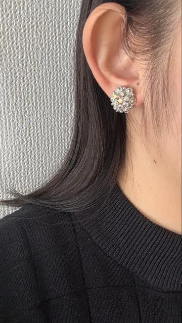 플라워 디자인 크리스탈 귀걸이