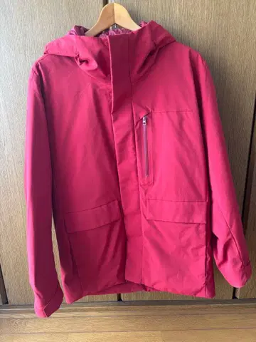 유니클로 하이브리드 다운 후드티 S 사이즈