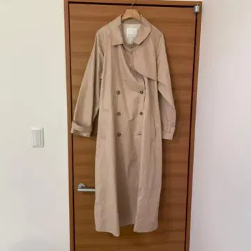 아메리칸 홀릭 트렌치코트