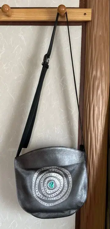 그레이 소용돌이 무늬 숄더백 은의 미궁 사카모토 사카모토 오츠조 상점