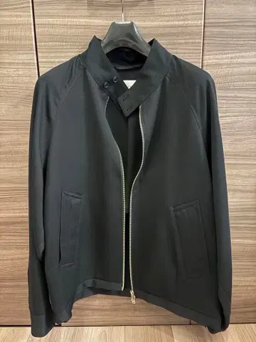 TOMORROWLAND 블랙 집업 자켓