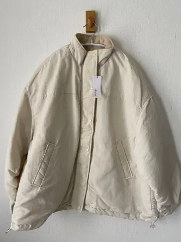 andme 스탠드 카라 볼륨 패딩 자켓 블루종 M 사이즈