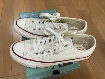 컨버스 레더 화이트 스니커즈 쿠션힐 1회 사용 6하프