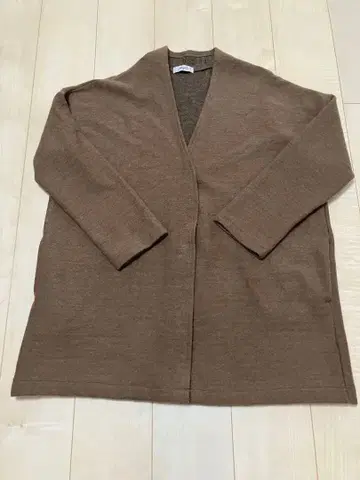 이치 브라운 V넥 니트 가디건 7부 소매