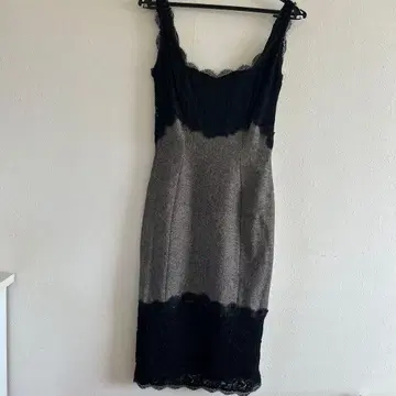 슬리브리스 무릎 기장 원피스 그레이/블랙