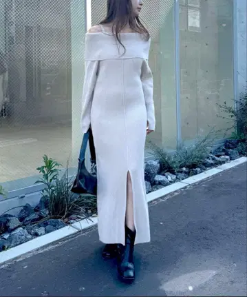 [ mline ] 오프숄더 원피스