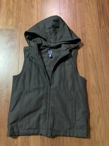 GAP 후드 부착 블랙 충전솜 베스트