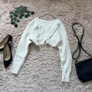 6556 치코 카슈쿨 샤기 니트 [ F ] 화이트/알파카 혼방/숏