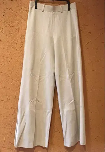 [택 포함 새상품] Mila Owen 니트 팬츠 스트레치 베이지 M